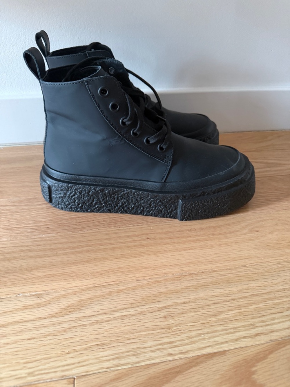 MM6 Maison Margiela Black Platform Lace-Up Sneakers - Picture 3 of 6